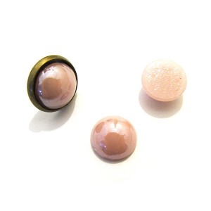 https://www.deida.ro/13429-19216-thickbox/cscp-r12mm-10-cabochon-sticla-rotund-roz-pal-movuliu-perlat-12mm-stoc-limitat.jpg