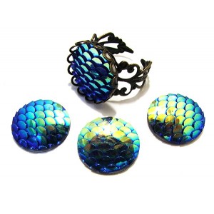 https://www.deida.ro/13932-19800-thickbox/crs57-a-cabochon-rasina-solzi-sirena-albastru-paun-si-auriu-oglinda-efect-ab-14mm-stoc-limitat.jpg