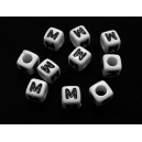MALCA6*6mm-M - Margele acril litera M cub alb 6*6mm