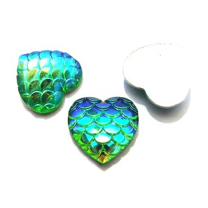 https://www.deida.ro/15339-21809-thickbox/crs83-d-cabochon-rasina-solzi-sirena-bleu-verzui-si-auriu-oglinda-efect-ab-inima-1616mm-.jpg
