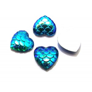 https://www.deida.ro/15345-21816-thickbox/crs84-e-cabochon-rasina-solzi-sirena-culori-paun-cu-mov-si-auriu-oglinda-efect-ab-inima-1212mm-.jpg