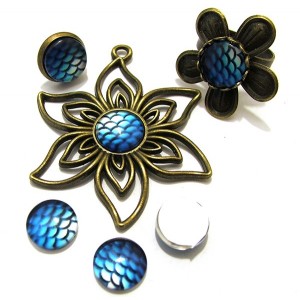 https://www.deida.ro/15423-21898-thickbox/csp10mm-c-01-cabochon-sticla-print-solzi-sirena-nuante-albastru-10mm.jpg