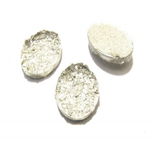 https://www.deida.ro/16133-22741-thickbox/crs106-cabochon-rasina-druzy-clear-argintiu-1813mm.jpg
