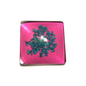 https://www.deida.ro/19449-26471-thickbox/disponibil-1-bucata-csfu25mm-40-cabochon-sticla-flori-uscate-25mm.jpg