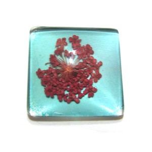 https://www.deida.ro/19473-26495-thickbox/disponibil-1-bucata-csfu25mm-40-cabochon-sticla-flori-uscate-25mm.jpg