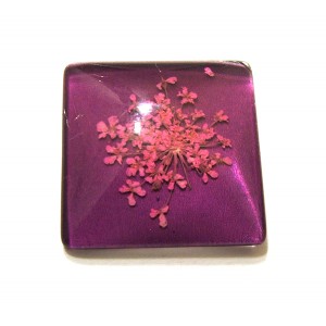 https://www.deida.ro/19483-26504-thickbox/disponibil-1-bucata-csfu25mm-40-cabochon-sticla-flori-uscate-25mm.jpg