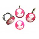 Cabochon camee rasina roz fucsia 20mm