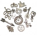 DISPONIBIL 1 SET - MX554 - Mixt pandantive si charmuri argintiu antic diverse marimi