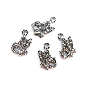 https://www.deida.ro/6947-9776-thickbox/charm-fluture-argintiu-antic-1710mm.jpg