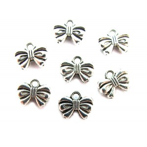 https://www.deida.ro/6968-9812-thickbox/cp357-charm-fundita-argintiu-antic-1210mm.jpg