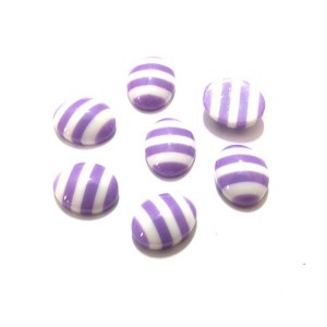 https://www.deida.ro/8198-11617-thickbox/crd108-05-cabochon-rasina-dungi-mov-si-albe-108mm-stoc-limitat.jpg