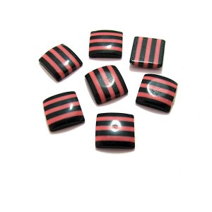 https://www.deida.ro/8225-11645-thickbox/crd1010-07-cabochon-rasina-dungi-negre-si-corai-108mm-stoc-limitat.jpg