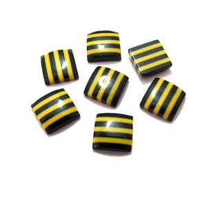 https://www.deida.ro/8228-11649-thickbox/crd1010-10-cabochon-rasina-dungi-negre-si-galbene-108mm-stoc-limitat.jpg