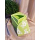 UNICAT - XCER23 - Vas decorativ cu capac verde si flori albe 15*12.5cm