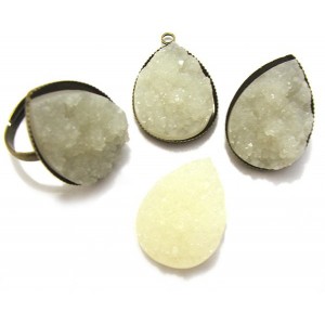 https://www.deida.ro/9995-14291-thickbox/crs28-cabochon-rasina-druzy-lacrima-ivory-2518mm.jpg